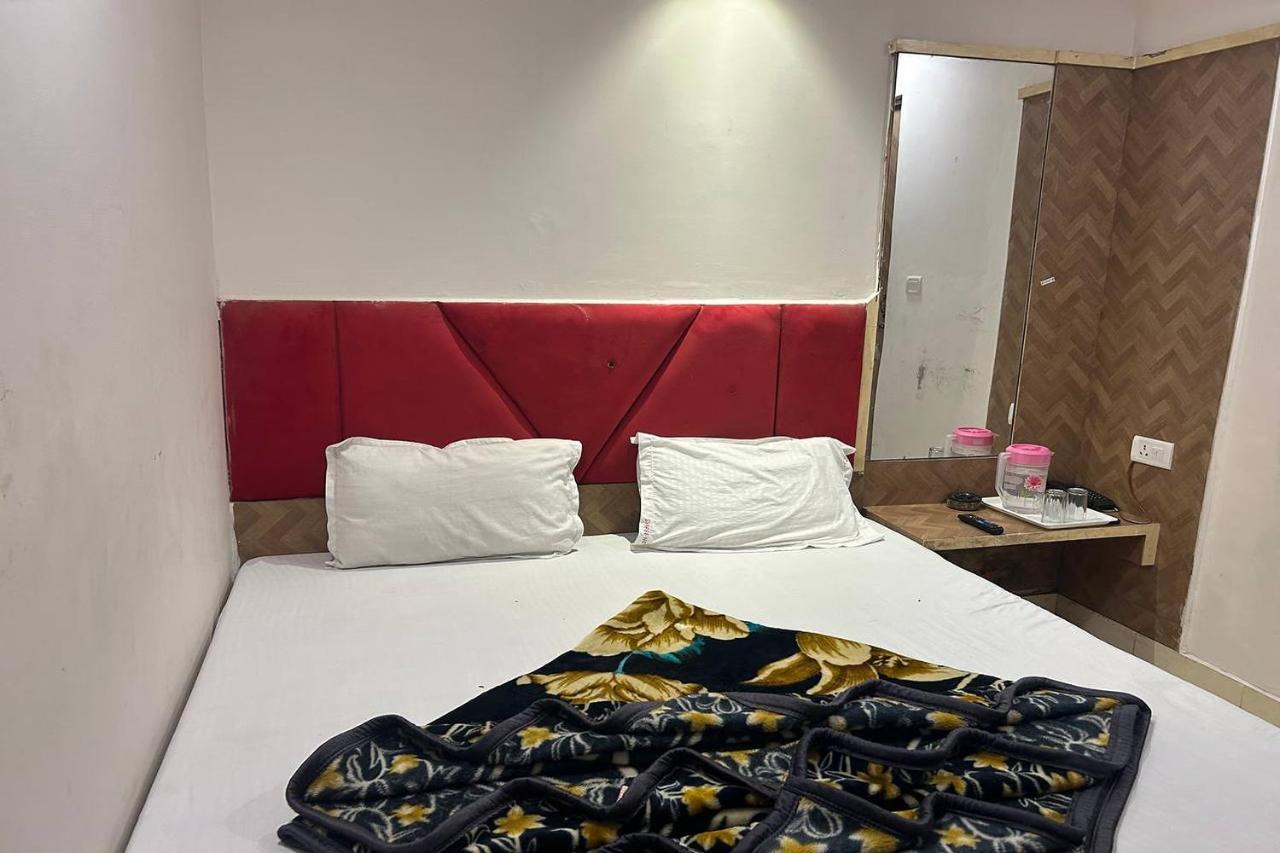 Shree Lodge Near New Delhi Railway Station, Paharganj Dış mekan fotoğraf